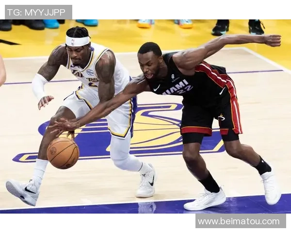 马库斯斯马特的篮球之路与成长故事解析